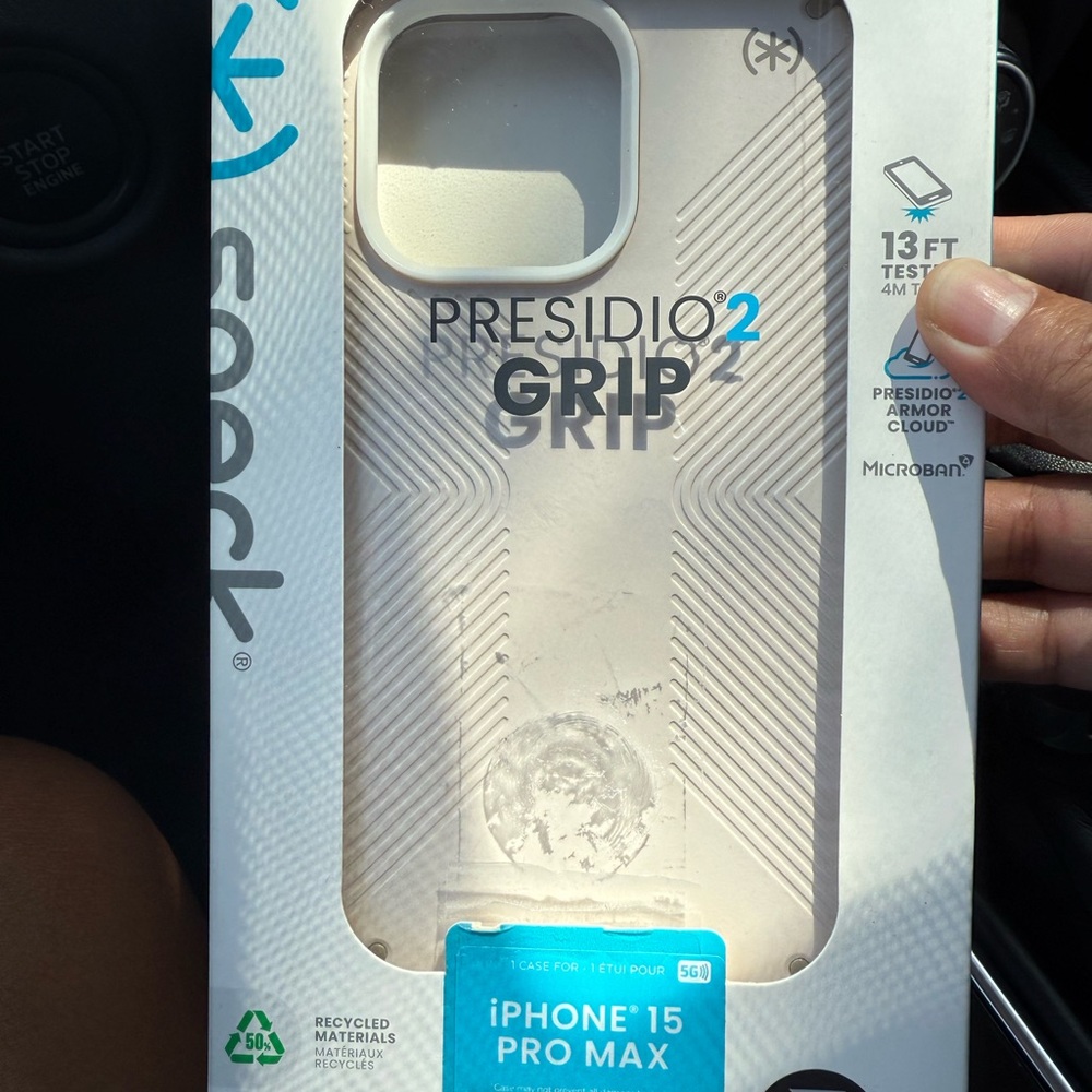 Speck Presidio2 Grip Case for iPhone 15 Pro Max - White